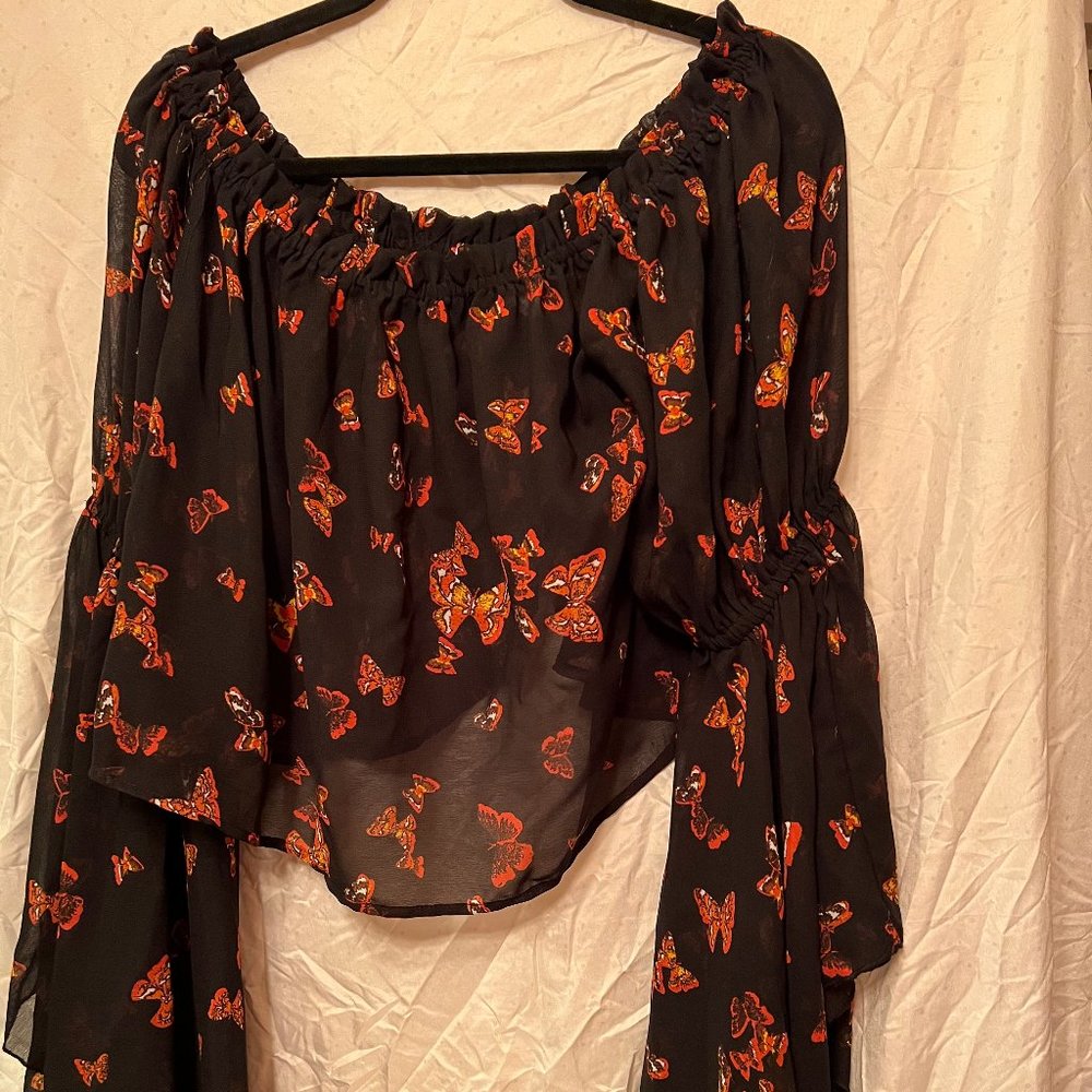 Butterfly top